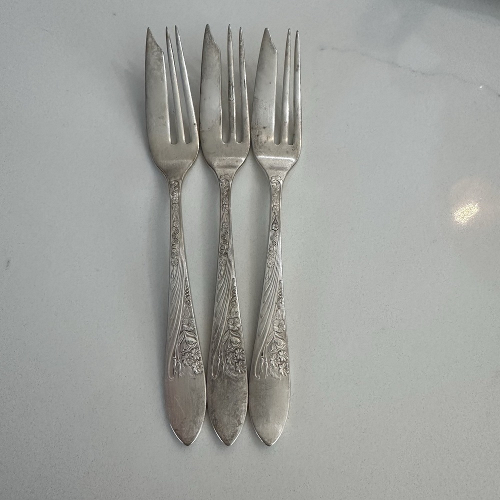 Reed‎ & Barton Set Of 3 Pastry, Oyster Or Cocktail Forks Silver Plated 6 1/2"